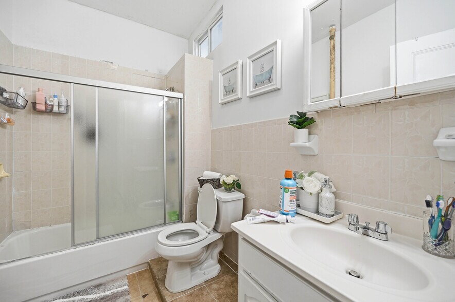 More Photos Of 12 Radford St, Yonkers Apartments For Sale