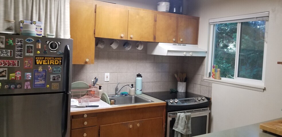 More Photos Of 344 SE 29th Ave, Portland Apartments For Sale