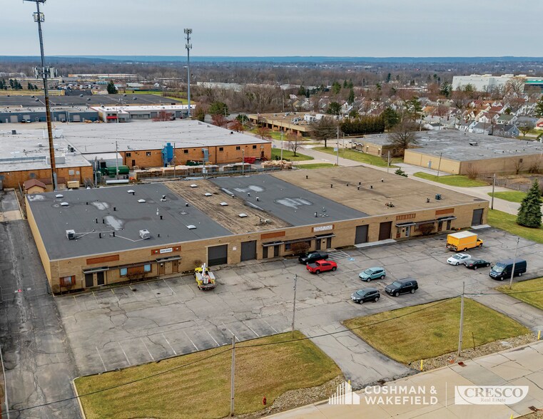 More Photos Of 4335-4365 Cranwood Pky, Warrensville Heights Industrial For Lease