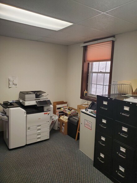 More Photos Of 27 S High St, West Chester Office Residential For Lease