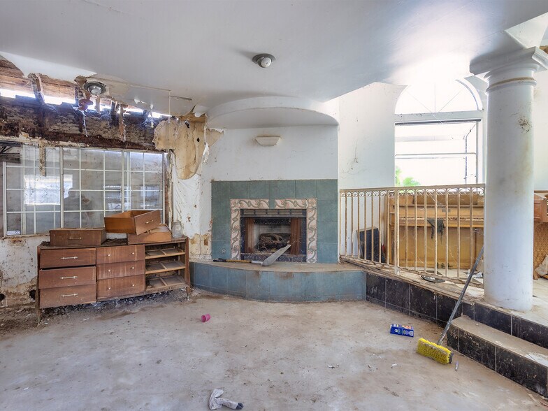 More Photos Of 4463 Bellflower Ave, West Toluca Lake Apartments For Sale