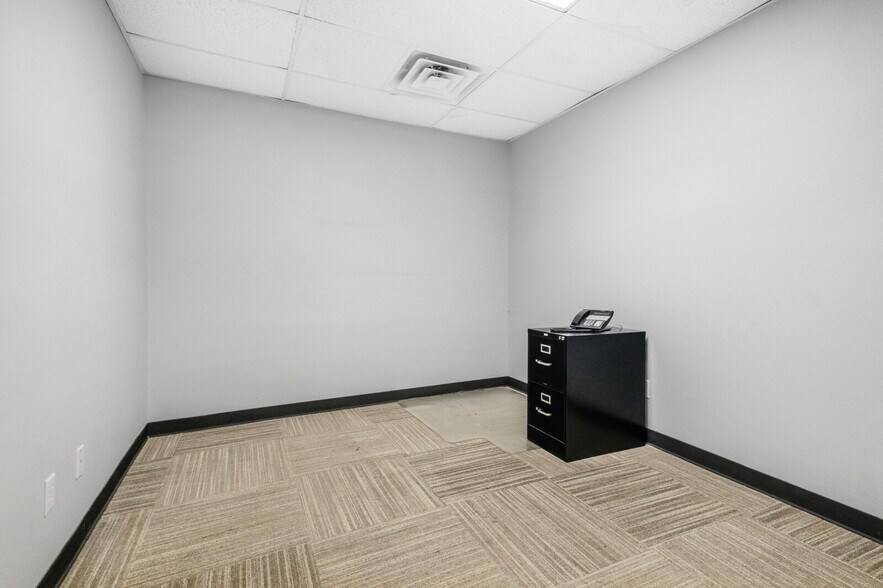 More Photos Of 814 E Cherokee Ave, Sallisaw Religious Facility For Sale