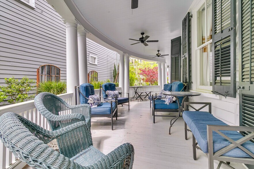 More Photos Of 184 Ashley Ave, Charleston Specialty For Sale