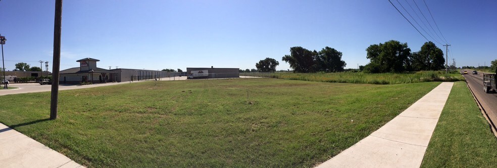 Primary Photo Of 1302 S MacArthur Blvd, Oklahoma City Land For Lease