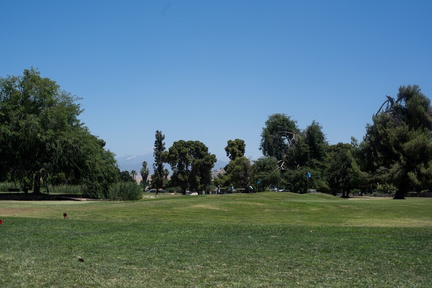 More Photos Of 510 W Visalia Rd, Exeter Golf Course Driving Range For Sale