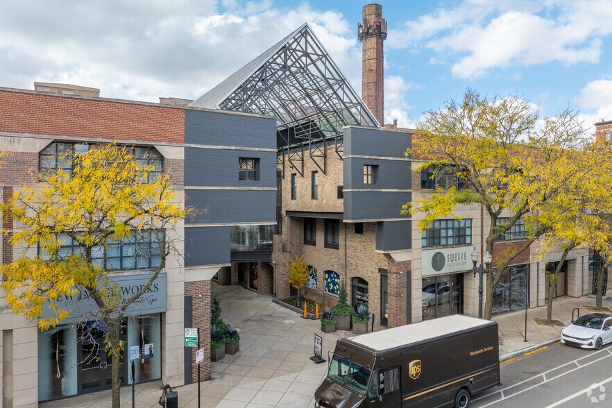 More Photos Of 1350 N Wells St, Chicago Apartments For Lease