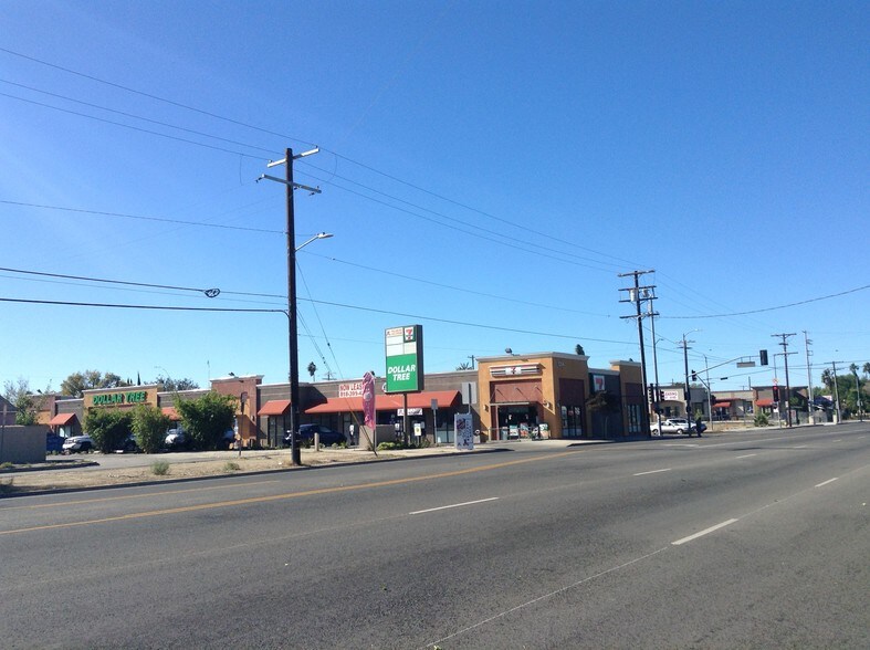 More Photos Of 8232-8254 White Oak Ave, Northridge Freestanding For Sale