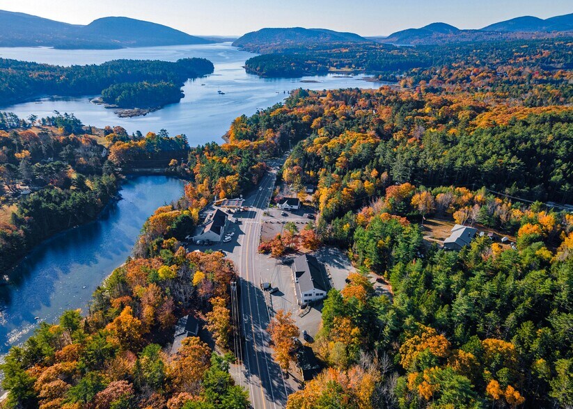 More Photos Of 1049 Main St, Mount Desert Office For Sale