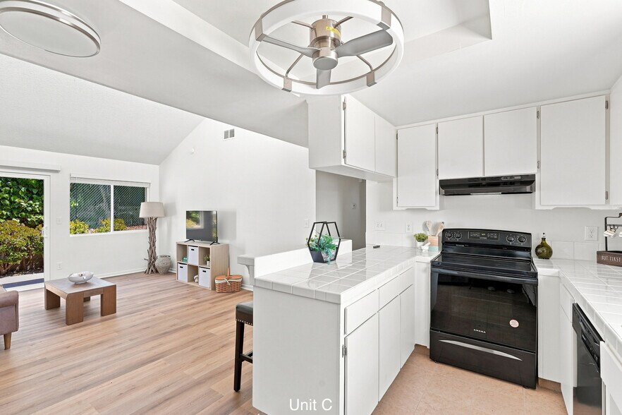 More Photos Of 1974 Nevada Ct, Los Osos Apartments For Sale