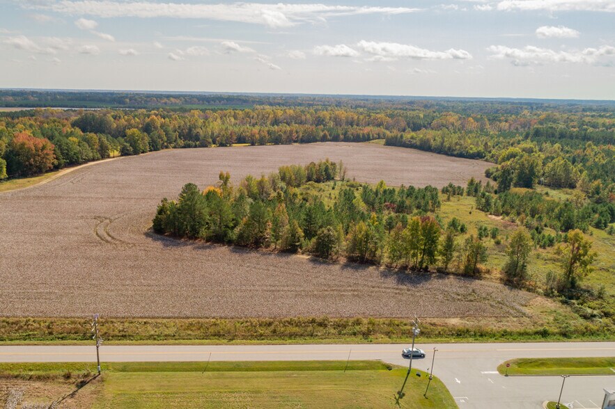 More Photos Of 700 Moores Ferry Rd, Skippers Land For Sale
