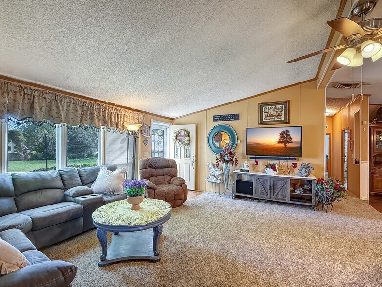 More Photos Of 5955 Sawmill Mesa Rd, Delta Specialty For Sale