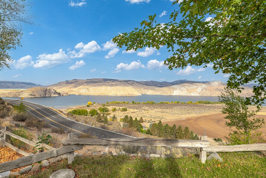 More Photos Of 44892 State Route 21 N, Wilbur Trailer Camper Park For Sale