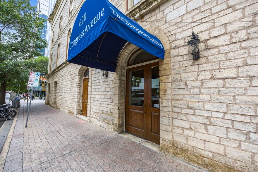 More Photos Of 620 Congress Ave, Austin Office For Lease