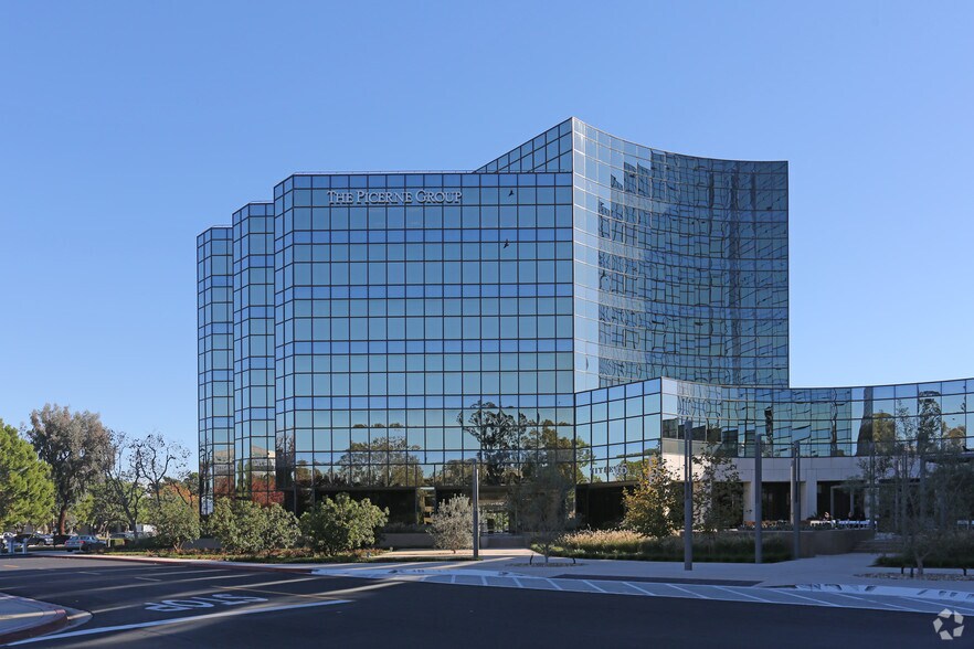 More Photos Of 5000 Birch St, Newport Beach Office For Lease