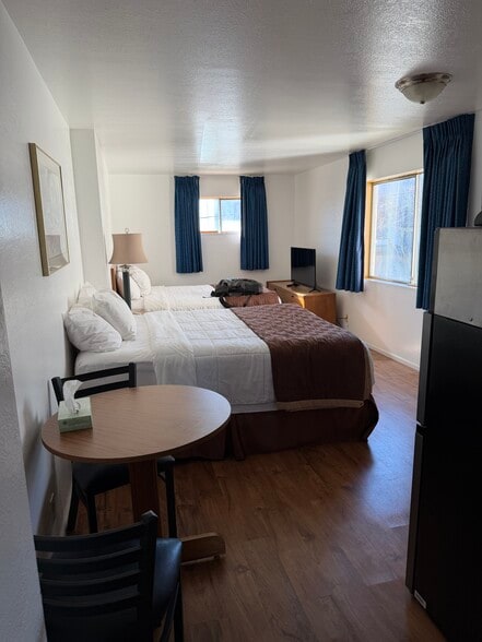 More Photos Of 9100 Aurora Ave N, Seattle Hotel For Sale