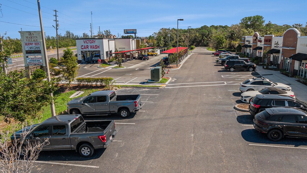 More Photos Of 10690 Gandy Blvd N, Saint Petersburg Unknown For Lease