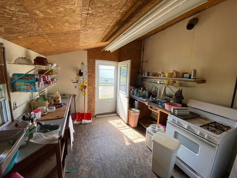 More Photos Of 120 Vreeland St, North Adams Freestanding For Sale