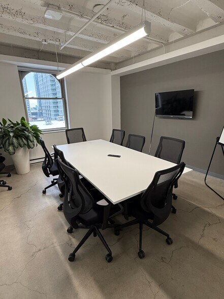 More Photos Of 1410 Rue Stanley, Montréal Office For Lease