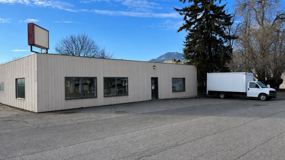 More Photos Of 411 W 2nd Ave, Colville Specialty For Sale