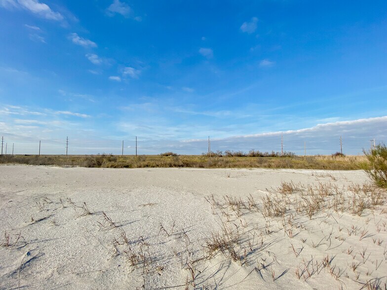 More Photos Of TBD Gulf Beach, Cameron Land For Sale