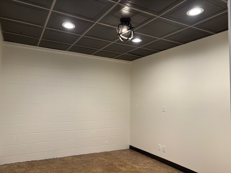 More Photos Of 1530 DeKalb Ave NE, Atlanta Storefront Retail Office For Lease