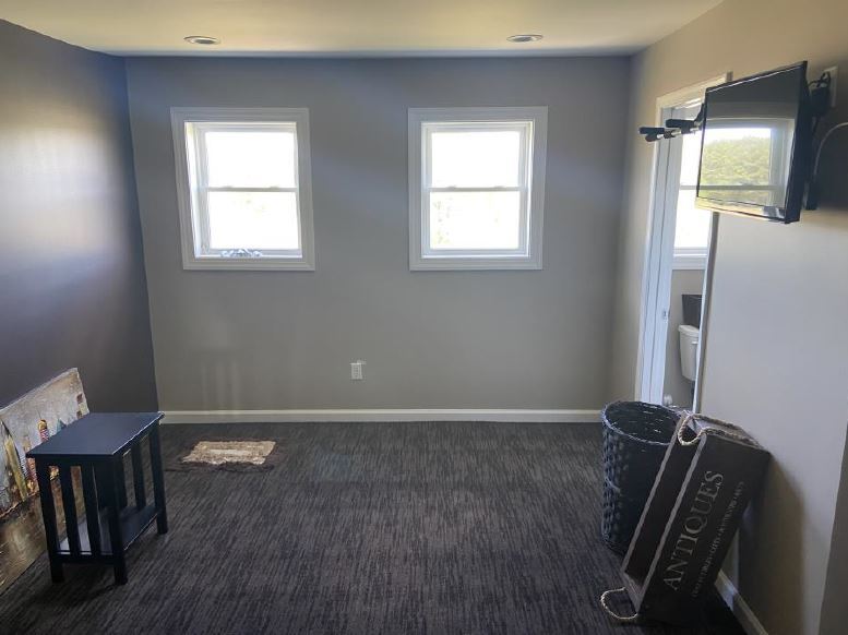 More Photos Of 6751 Beck Chappell Dr, North Dinwiddie Showroom For Sale