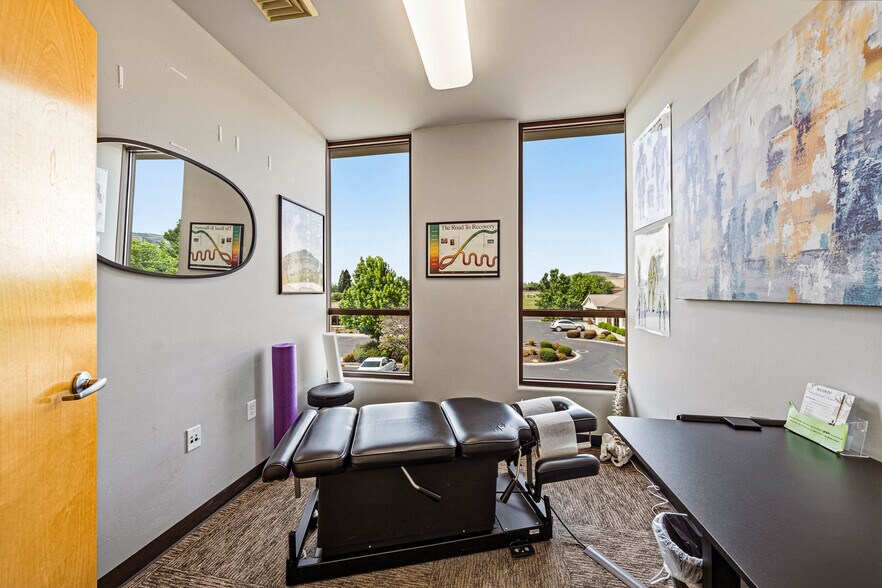 More Photos Of 3156 State St, Medford Medical For Sale