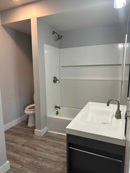 More Photos Of 12 Washington St, Biddeford Apartments For Sale