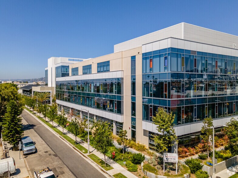 Primary Photo Of 6555 Barton Ave, Los Angeles Office For Lease