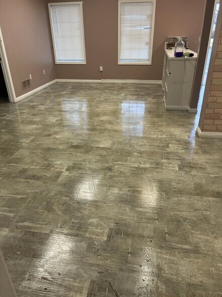 More Photos Of 98-102 Western Ave, Akron Office For Lease