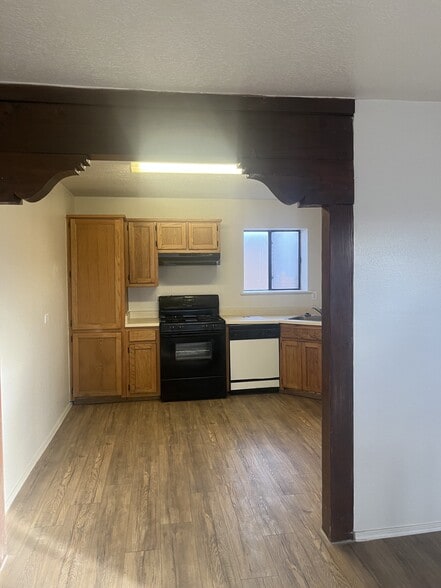 More Photos Of 118 S Main St, Belen Apartments For Sale