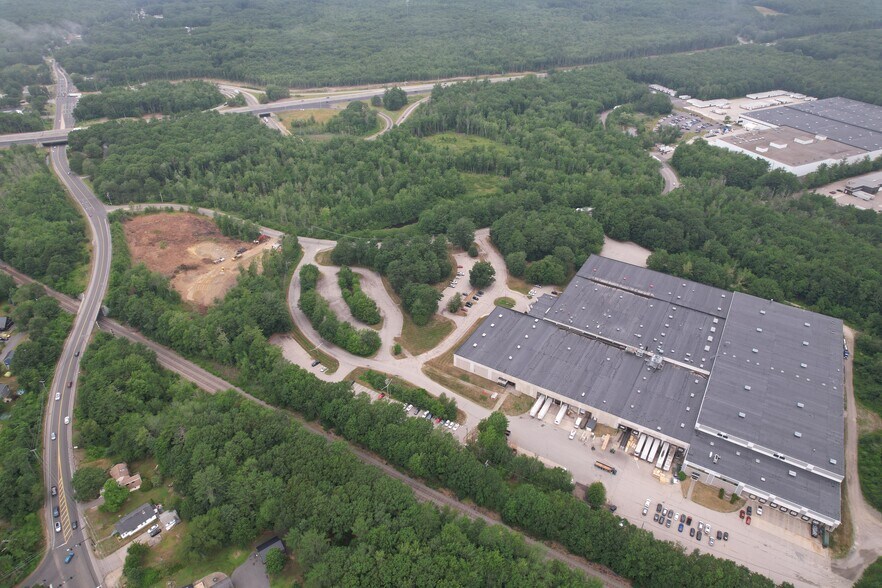 More Photos Of 90 Spencer Dr, Wells Warehouse For Lease