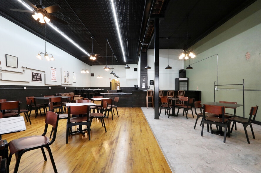 More Photos Of 1119 6th st, Nevada General Retail For Sale