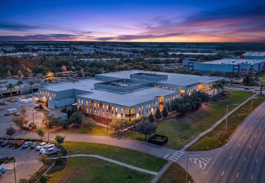 More Photos Of 9395 S John Young Pky, Orlando Office For Lease