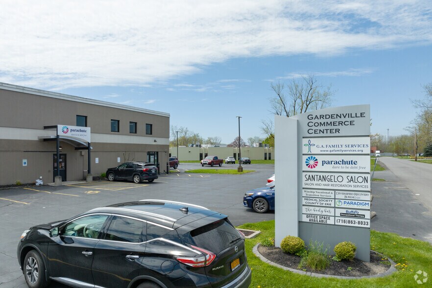 More Photos Of 40 Gardenville Pkwy W, Buffalo Office For Lease
