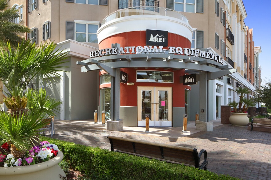 More Photos Of 2220-2270 Village Walk Dr, Henderson Unknown For Lease