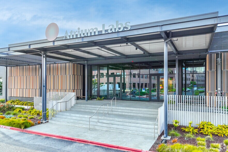 More Photos Of 1650 65th St, Emeryville Flex For Lease