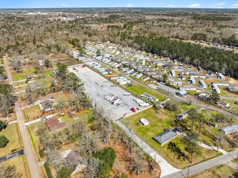 More Photos Of 15507 Hoffman rd, Ponchatoula Parking Lot For Sale