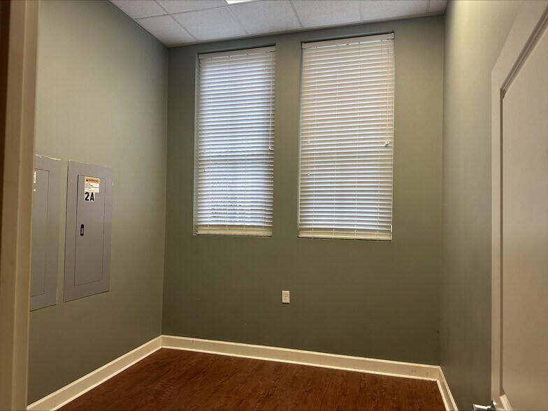 More Photos Of 500 Providence Main St NW, Huntsville Multifamily For Sale