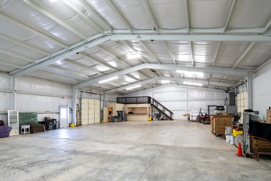 More Photos Of 12007 NE 23rd St, Choctaw Warehouse For Sale