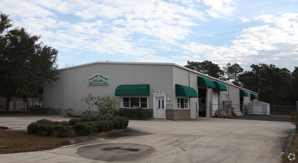 More Photos Of 11331 Distribution Ave E, Jacksonville Warehouse For Lease