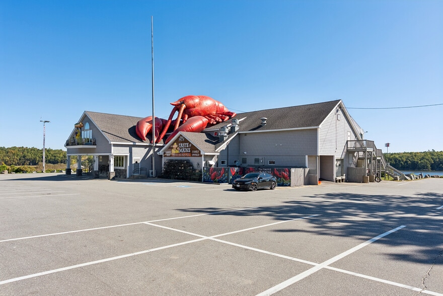 More Photos Of 161 Main St, Woolwich Restaurant For Sale