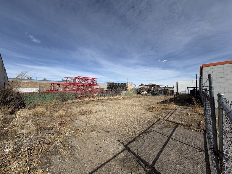 More Photos Of 4981 E 39th Ave, Denver Warehouse For Sale