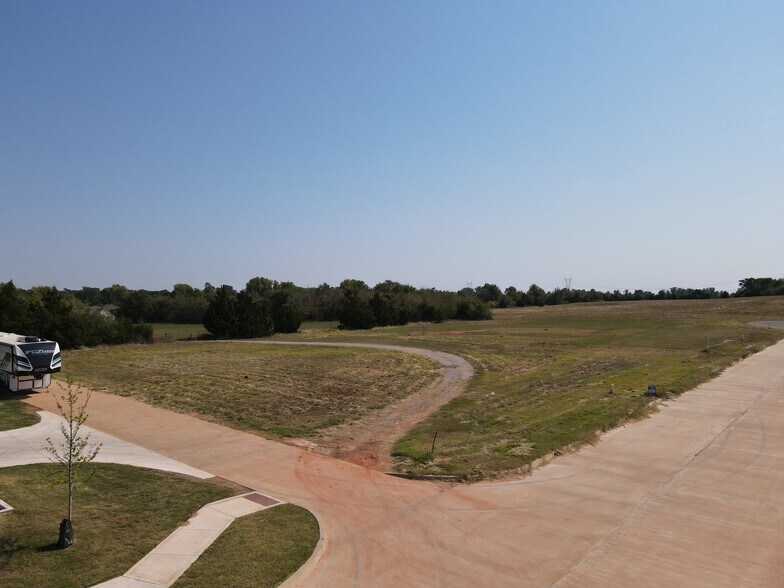 More Photos Of South Symes Lane, Mustang Land For Sale