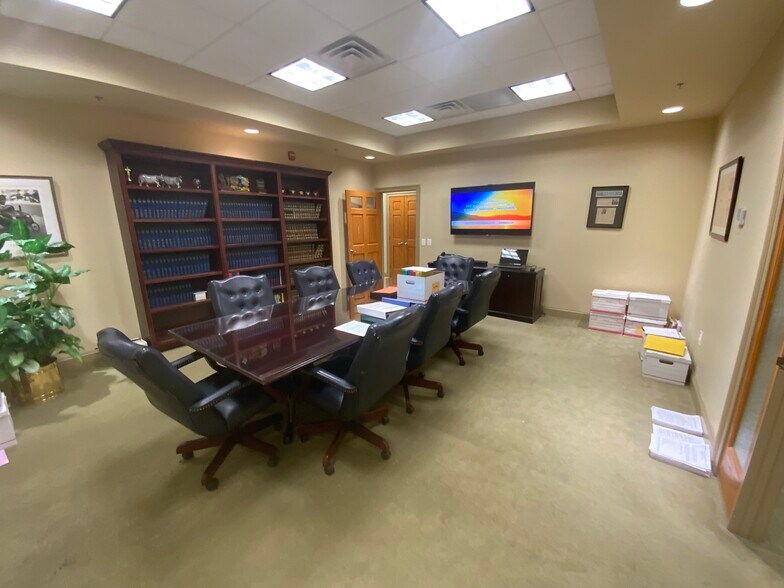 More Photos Of 1906 Towne Centre Blvd, Annapolis Office For Lease