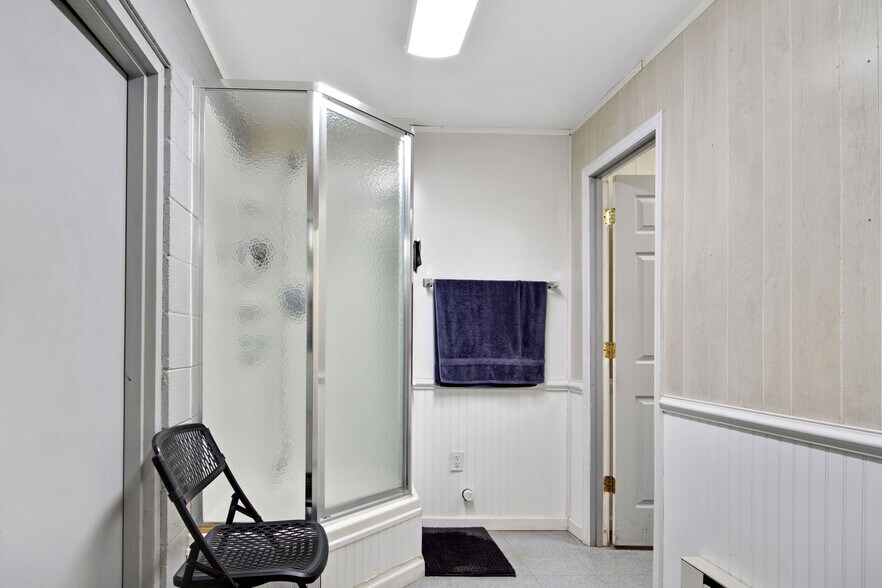 More Photos Of 117 Shirley Rd, Seaford Warehouse For Sale
