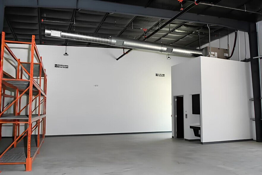 Primary Photo Of 33109 Forest West St, Magnolia Unknown For Lease