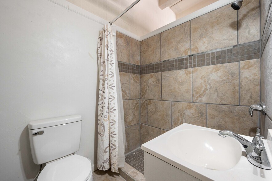 More Photos Of 1610 N Salem Ave, Pueblo Storefront Retail Residential For Sale