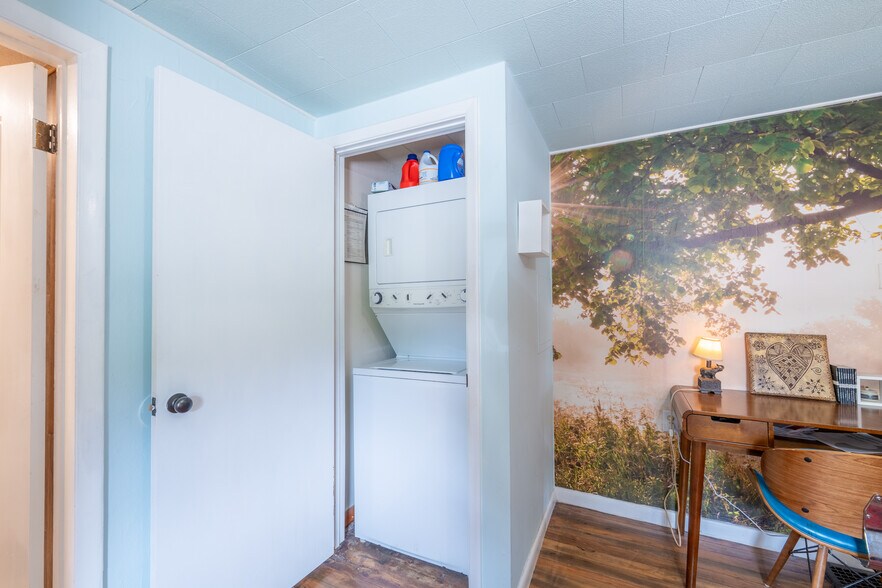 More Photos Of 1101 S Rogers St, Bloomington Multifamily For Sale