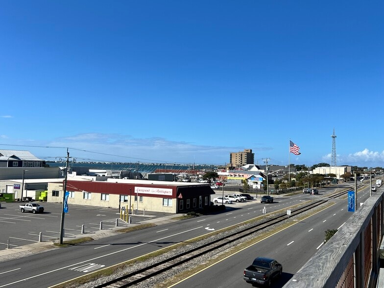 More Photos Of 500 Arendell St, Morehead City Hospitality For Sale